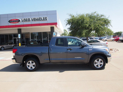 toyota tundra 2010 gray grade flex fuel 8 cylinders 4 wheel drive automatic 76053