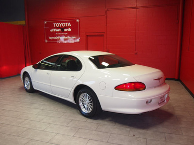 chrysler concorde 2002 white sedan lxi gasoline 6 cylinders front wheel drive automatic 76116