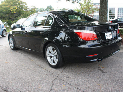 bmw 5 series 2010 black sedan 528i gasoline 6 cylinders rear wheel drive automatic 27616