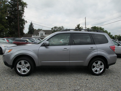 subaru forester 2009 dk  gray suv 2 5 x premium 4 cylinders manual 45324