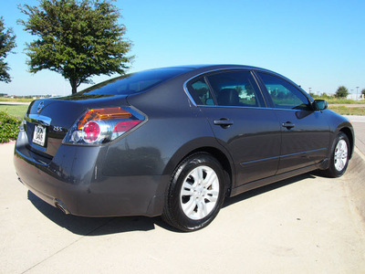 nissan altima 2010 dk  gray sedan 2 5 s 4 cylinders automatic 76018