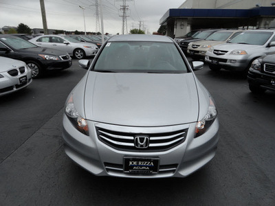 honda accord 2011 silver sedan special edition 4 cylinders automatic with overdrive 60462