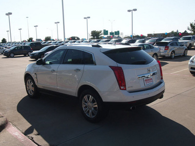 cadillac srx 2010 white suv luxury collection gasoline 6 cylinders front wheel drive automatic 76053