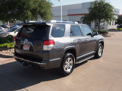 toyota 4runner 2012 gray suv sr5 gasoline 6 cylinders 2 wheel drive automatic 76053