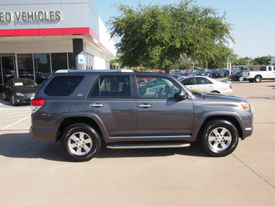 toyota 4runner 2012 gray suv sr5 gasoline 6 cylinders 2 wheel drive automatic 76053