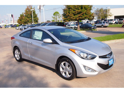 hyundai elantra coupe 2013 silver sedan gs 4 cylinders automatic 77074