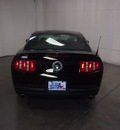 ford mustang 2010 black coupe gt premium 8 cylinders 5 speed manual 76108