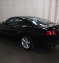 ford mustang 2012 black coupe gt 8 cylinders automatic 76108