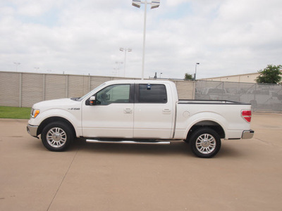 ford f 150 2010 white lariat 8 cylinders automatic 76108