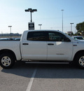 toyota tundra 2010 white sr5 gasoline 8 cylinders 2 wheel drive automatic 76011