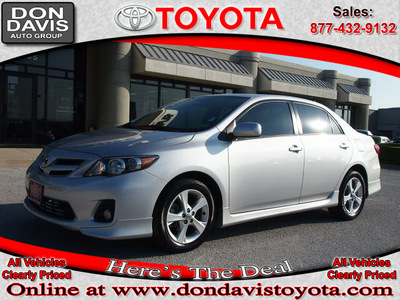 toyota corolla 2012 silver sedan s gasoline 4 cylinders front wheel drive automatic 76011