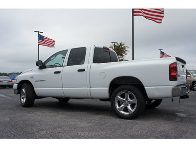 dodge ram 1500 2007 white pickup truck 8 cylinders automatic 76543