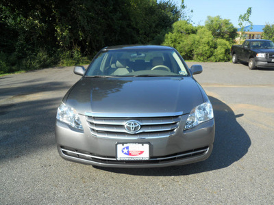 toyota avalon 2007 gray sedan xl 6 cylinders automatic 75672