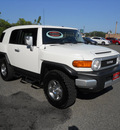 toyota fj cruiser 2010 white suv 6 cylinders automatic 75672