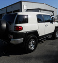 toyota fj cruiser 2010 white suv 6 cylinders automatic 75672