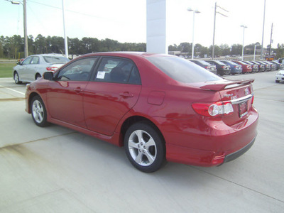 toyota corolla 2013 red sedan s gasoline 4 cylinders front wheel drive automatic 75569