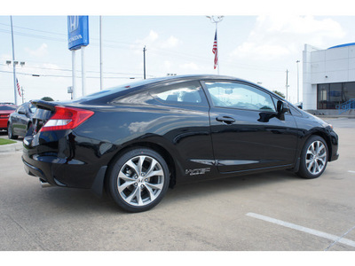 honda civic 2012 black coupe si gasoline 4 cylinders front wheel drive 6 speed manual 77034