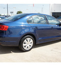 volkswagen jetta 2011 blue sedan se gasoline 5 cylinders automatic 77034