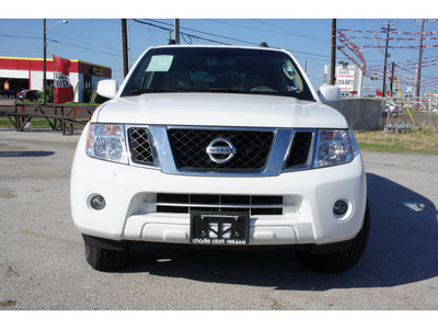 nissan pathfinder 2011 white suv s 6 cylinders automatic 78520