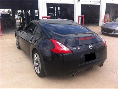 nissan 370z 2009 coupe coupe gasoline 6 cylinders rear wheel drive not specified 76116