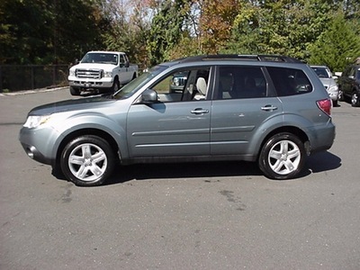 subaru forester 2010 lt  green wagon 2 5x premium 4 cylinders automatic 06019