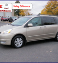 toyota sienna 2005 gold van xle limited 7 passenger gasoline 6 cylinders front wheel drive automatic 55124