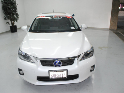 lexus ct200h 2011 white hatchback hybrid 4 cylinders front wheel drive automatic 91731