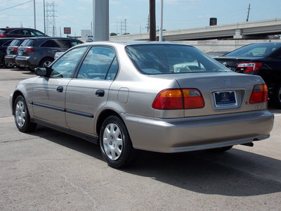 honda civic 2000 lt  green sedan lx 4 cylinders automatic with overdrive 77074