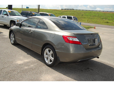 honda civic 2008 gray coupe lx 4 cylinders 5 speed manual 77627