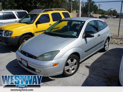 ford focus 2003 silver hatchback zx3 gasoline 4 cylinders front wheel drive automatic 75062