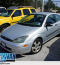 ford focus 2003 silver hatchback zx3 gasoline 4 cylinders front wheel drive automatic 75062
