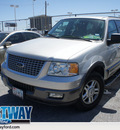 ford expedition 2005 lt  gray suv xlt gasoline 8 cylinders rear wheel drive automatic 75062