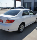 toyota corolla 2009 white sedan le gasoline 4 cylinders front wheel drive automatic 75110