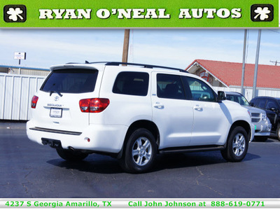 toyota sequoia 2012 white suv sr5 gasoline 8 cylinders 4 wheel drive automatic 79110