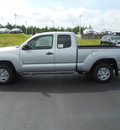 toyota tacoma 2013 silver 4 cylinders automatic 75604