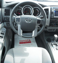 toyota tacoma 2013 silver prerunner v6 6 cylinders automatic 75604