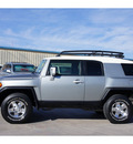 toyota fj cruiser 2010 lt  gray suv gasoline 6 cylinders 4 wheel drive automatic 79110