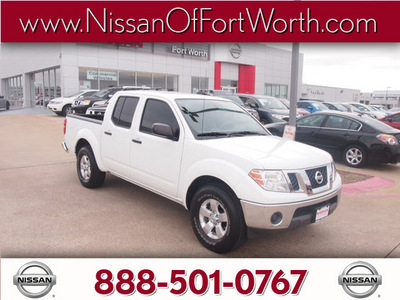 nissan frontier 2010 white se v6 6 cylinders automatic with overdrive 76116