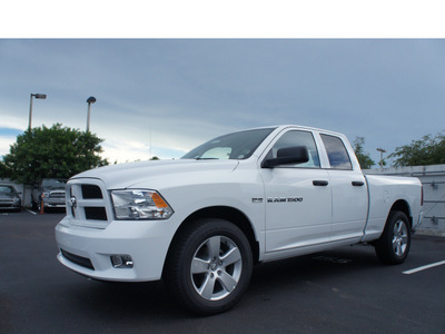 ram 1500 2012 white pickup truck st 8 cylinders automatic 33157