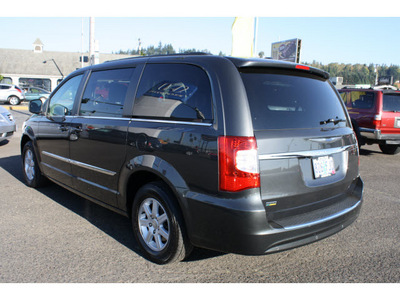 chrysler town and country 2012 dk  gray van touring flex fuel 6 cylinders front wheel drive automatic 98632