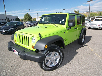 jeep wrangler 2013 green suv unlimited sport gasoline 6 cylinders 4 wheel drive automatic 81212