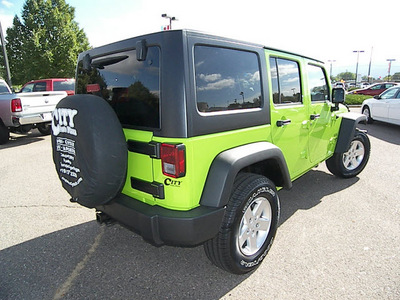 jeep wrangler 2013 green suv unlimited sport gasoline 6 cylinders 4 wheel drive automatic 81212