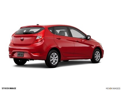 hyundai accent 2013 hatchback gasoline 4 cylinders front wheel drive not specified 75150