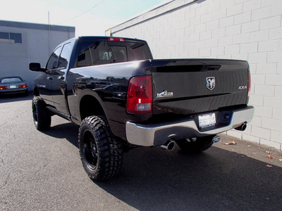 ram 1500 2011 black big horn 4x4 hemi 8 cylinders automatic 98371