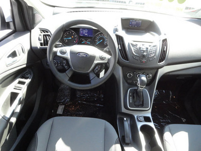 ford escape 2013 white suv se 4x4 gasoline 4 cylinders 4 wheel drive automatic with overdrive 60546