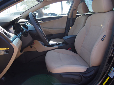 hyundai sonata 2012 black sedan gls gasoline 4 cylinders front wheel drive automatic 75075