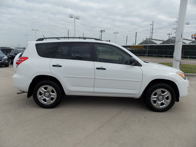 toyota rav4 2010 white suv gasoline 4 cylinders front wheel drive automatic with overdrive 77469