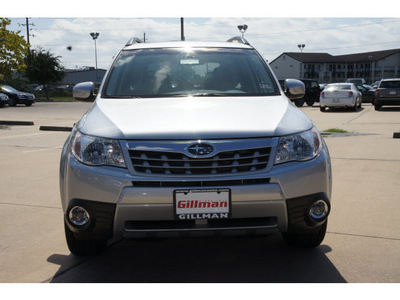 subaru forester 2013 silver wagon 2 5x premium gasoline 4 cylinders all whee drive automatic with overdrive 77099