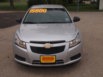 chevrolet cruze 2011 silver sedan ls 4 cylinders automatic 77864