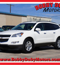 chevrolet traverse 2012 white lt 6 cylinders automatic 79110